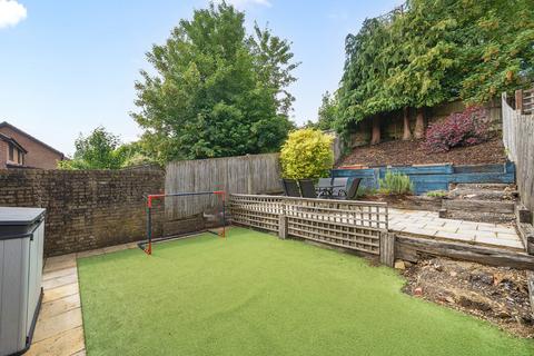 22 Honeysuckle Close, Winchester, SO22 4QQ