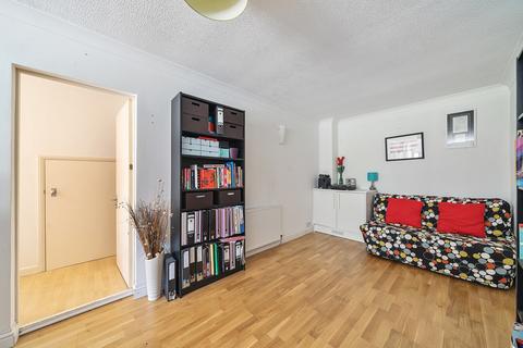 22 Honeysuckle Close, Winchester, SO22 4QQ