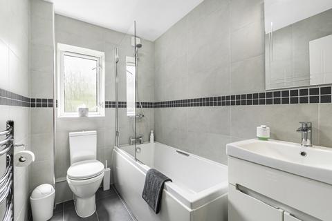 1 bedroom apartment for sale, Varsity Drive, Twickenham, TW1