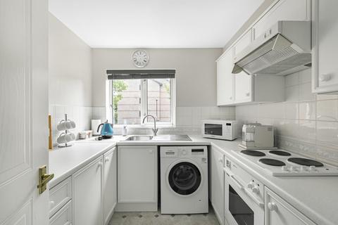 1 bedroom apartment for sale, Varsity Drive, Twickenham, TW1