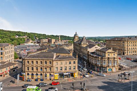 2 bedroom apartment for sale, Bradford Road, Dewsbury, West Yorkshire