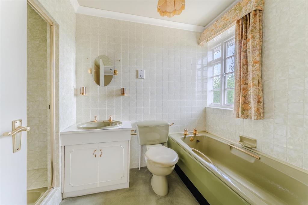 Family bathroom