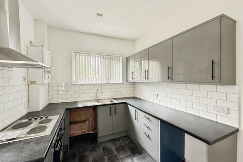 3 bedroom terraced house to rent, Tootal Drive, Salford, M5