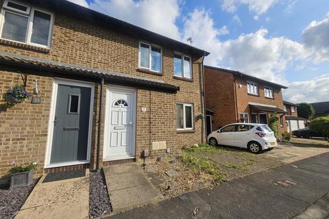 26 Camellia Close, Romford, RM3 0XW
