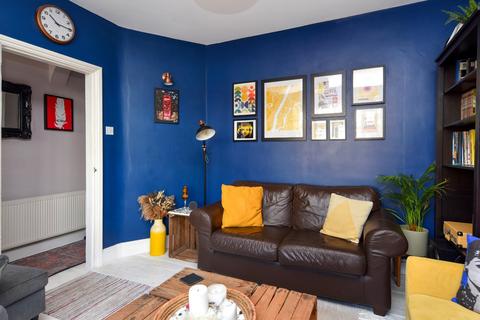 17 Waterloo Road, Shoeburyness, Southend-on-sea, SS3 9EQ