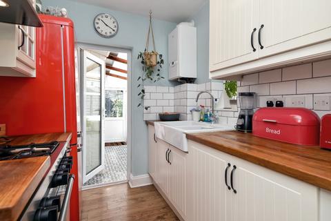 17 Waterloo Road, Shoeburyness, Southend-on-sea, SS3 9EQ