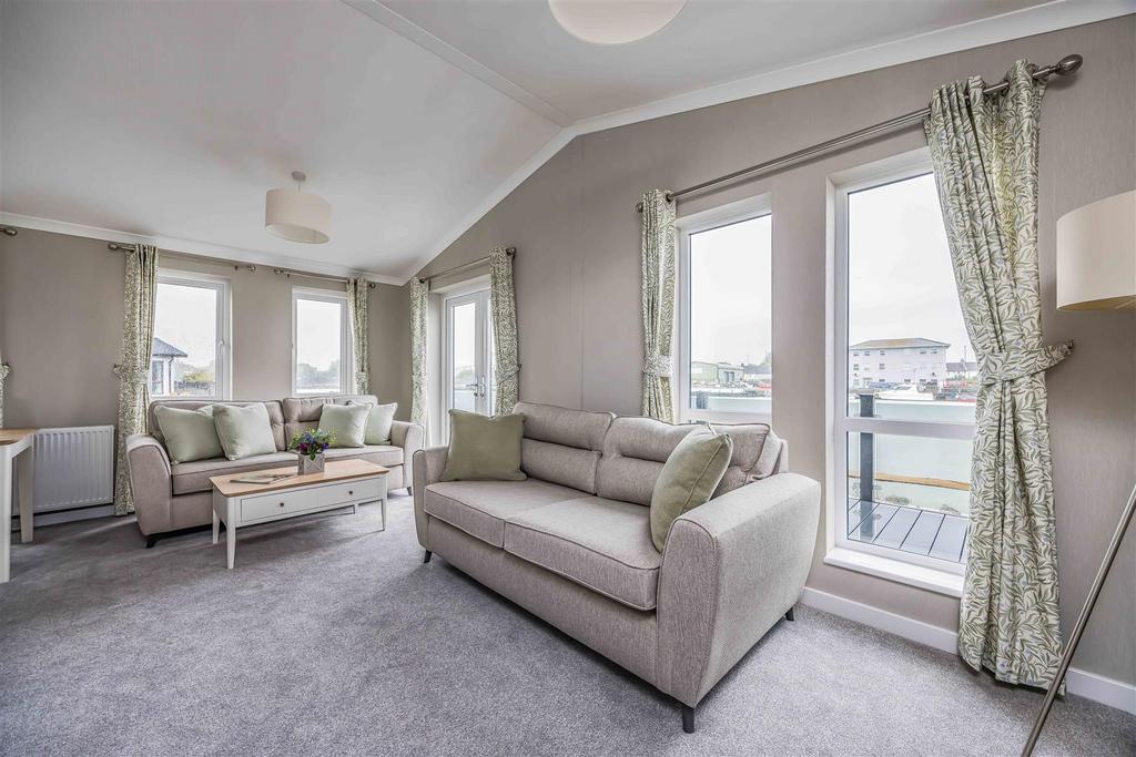 Plot 19 Littlehampton Marina-Small-Portico Marketin