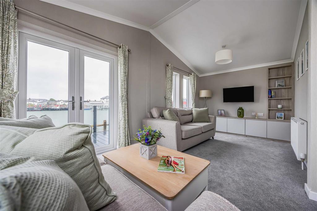 Plot 19 Littlehampton Marina-Small-Portico Marketin