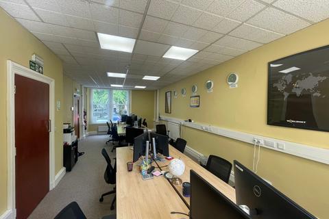 Office to rent, 3 Queen St Lancaster LA1 1RS
