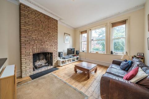 2 bedroom flat for sale, St. Margarets Road, Twickenham TW1