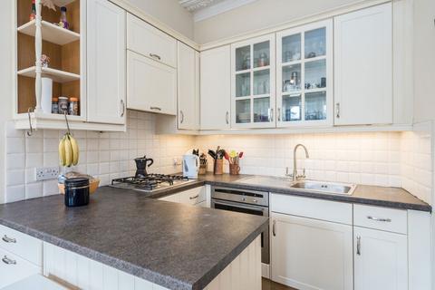 2 bedroom flat for sale, St. Margarets Road, Twickenham TW1