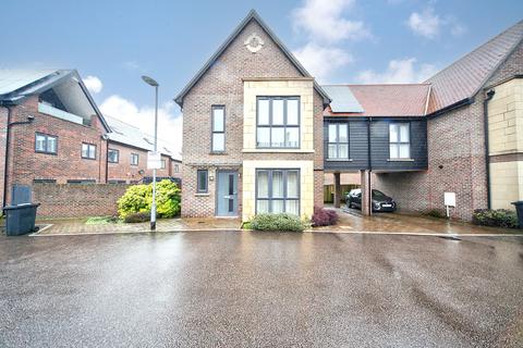 undefined, Frances Drive, Dunstable