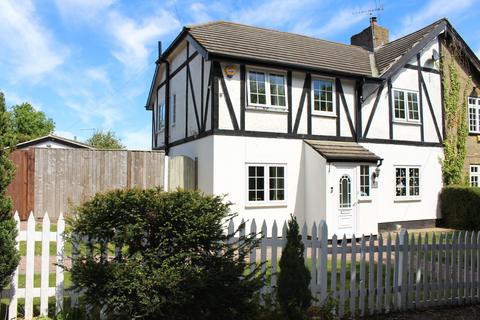 5 bedroom semi-detached house for sale, Jubilee Road, Chelsfield BR6
