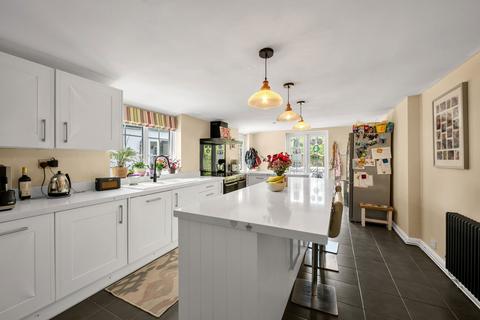 5 bedroom semi-detached house for sale, Jubilee Road, Chelsfield BR6