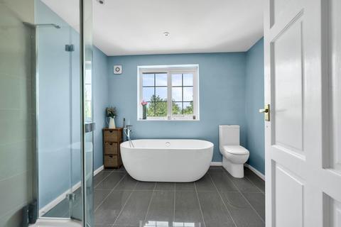 5 bedroom semi-detached house for sale, Jubilee Road, Chelsfield BR6