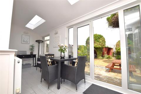 35 Adelaide Gardens, Chadwell Heath, Romford, RM6 6SS