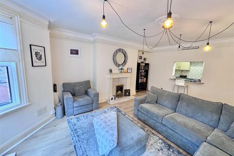 2 bedroom apartment to rent, Woodland Road, Darlington