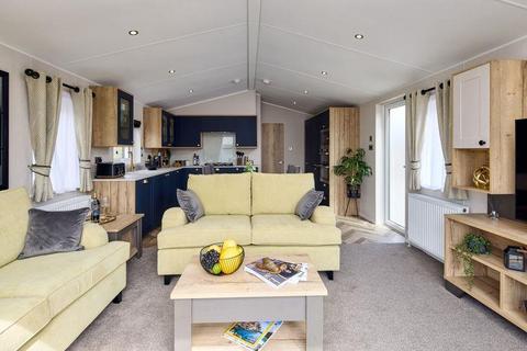 2 bedroom mobile home for sale, Crossburn Holiday Park, Peebles EH45