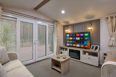 2 bedroom mobile home for sale, Crossburn Holiday Park, Peebles EH45