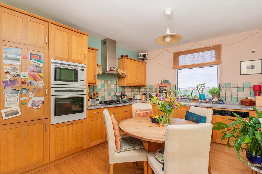 0 V7 STN - Kitchen Diner C.jpg