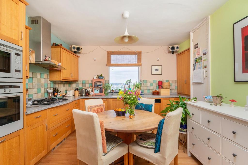 0 V7 STN - Kitchen Diner D.jpg