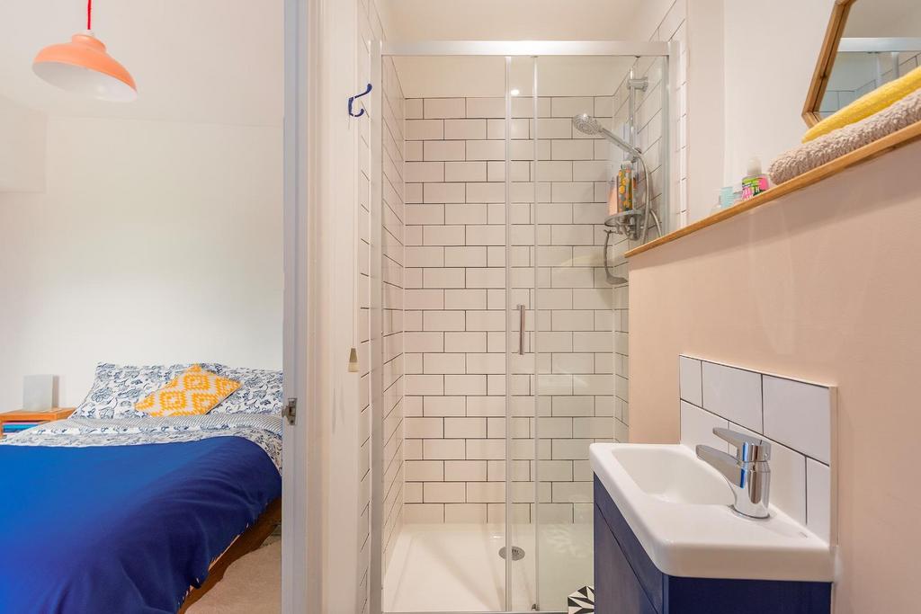 0 V7 STN - Ensuite A.jpg