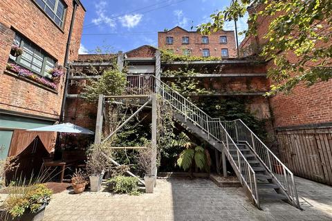 3 bedroom apartment for sale, Macintosh Mills, Cambridge Street