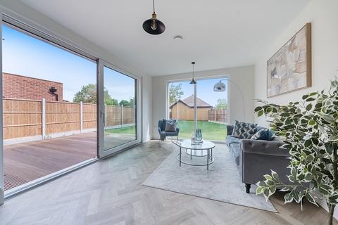 4 bedroom detached house for sale, Blackbrook Lane, Bromley