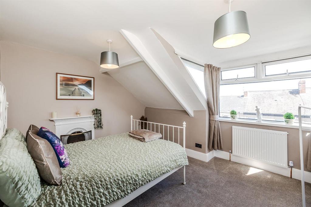 18 Beaconsfieldblyth-1.jpg
