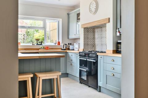 3 bedroom semi-detached house for sale, Hill View Road, Tunbridge Wells