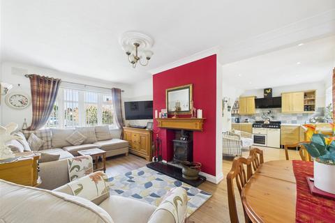84 Danes Drive, Hessle, HU13 0BN