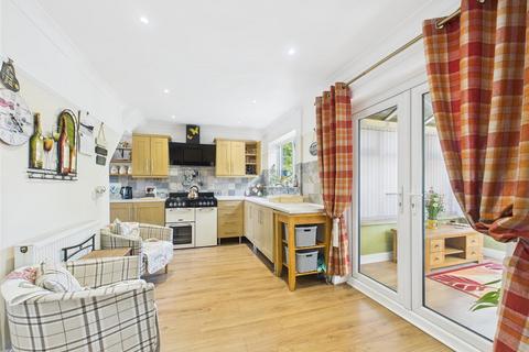 84 Danes Drive, Hessle, HU13 0BN