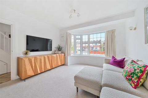 18 Thistledene, Thames Ditton, KT7 0YJ