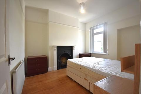 1 bedroom apartment to rent, First Floor Flat, 27 Glamorgan Street, Cardiff, CF5 1Q