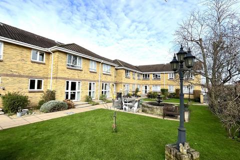 2 bedroom flat for sale, Clayton Road, Chessington, Surrey. KT9 1NS