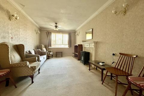 2 bedroom flat for sale, Clayton Road, Chessington, Surrey. KT9 1NS