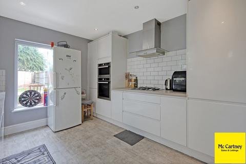 44 Rosebery Road, Chelmsford, CM2 0TU