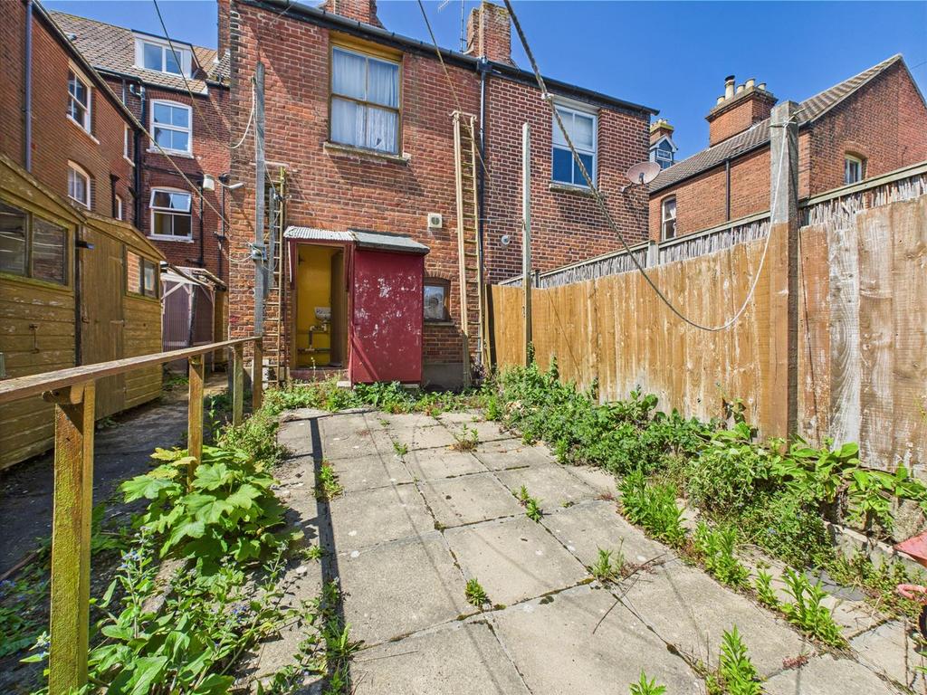 CAM04116 G0-PR0199-STILL031.jpg