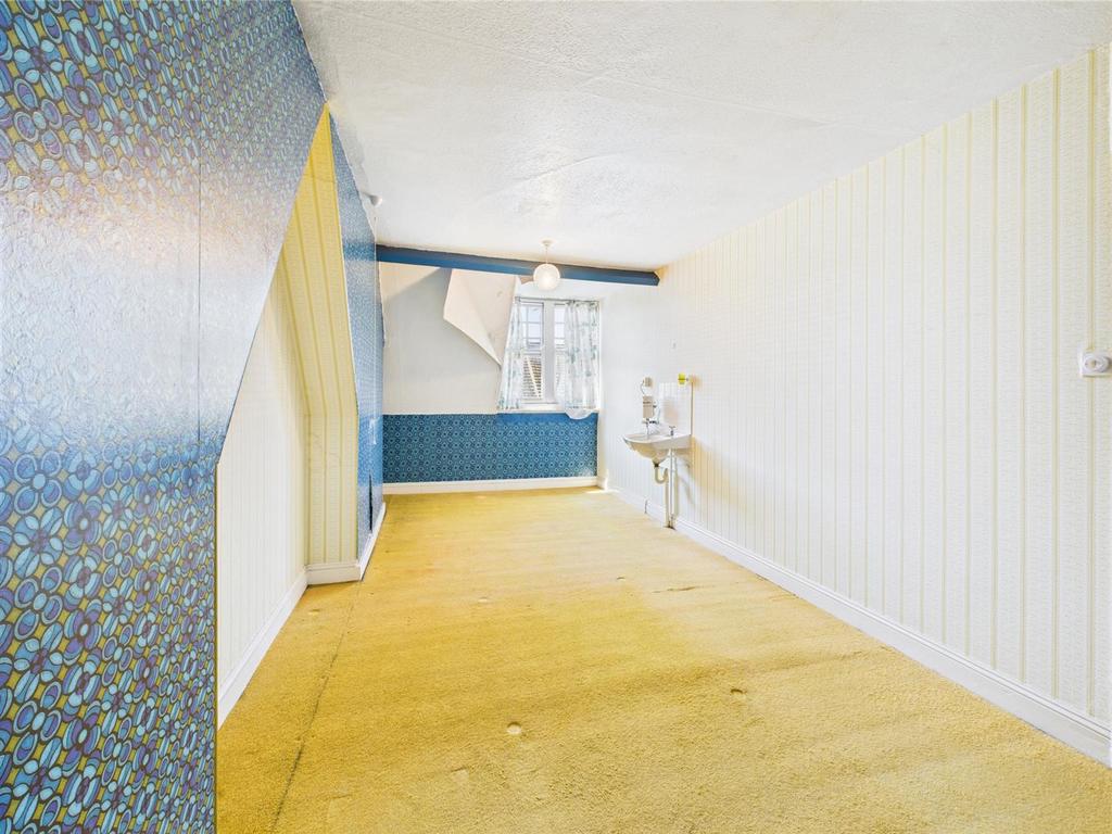 CAM04116 G0-PR0199-STILL094.jpg