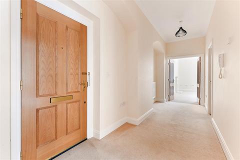 undefined, South View, Epsom