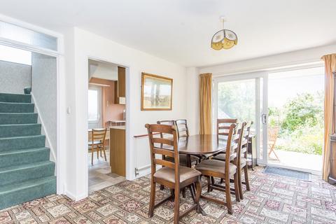 3 bedroom semi-detached house for sale, Willow Crescent, Market Harborough LE16