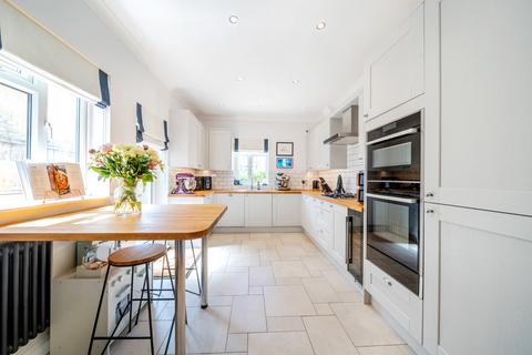 5 bedroom terraced house for sale, Adelaide Road, London