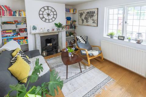 7a Downsview Road, London, SE19 3XD