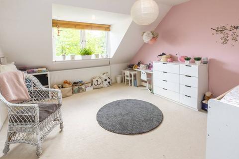 7a Downsview Road, London, SE19 3XD