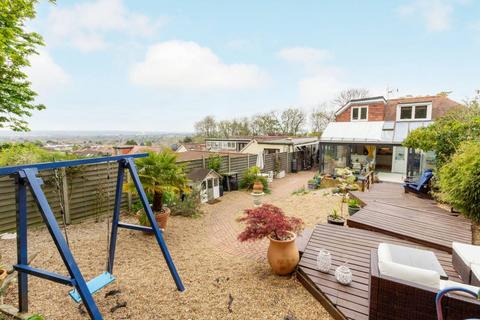 7a Downsview Road, London, SE19 3XD