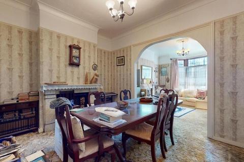 undefined, Cann Hall Road, London E11