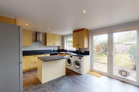 undefined, Knowle Gardens, West Byfleet, Surrey, KT14