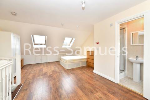 6 bedroom semi-detached house to rent, Ambassador Square, London E14