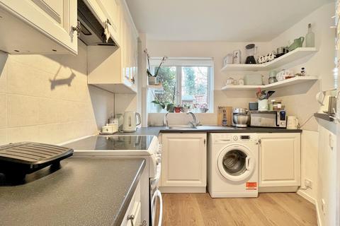 38 Cullerne Close, Abingdon, OX14 1XH