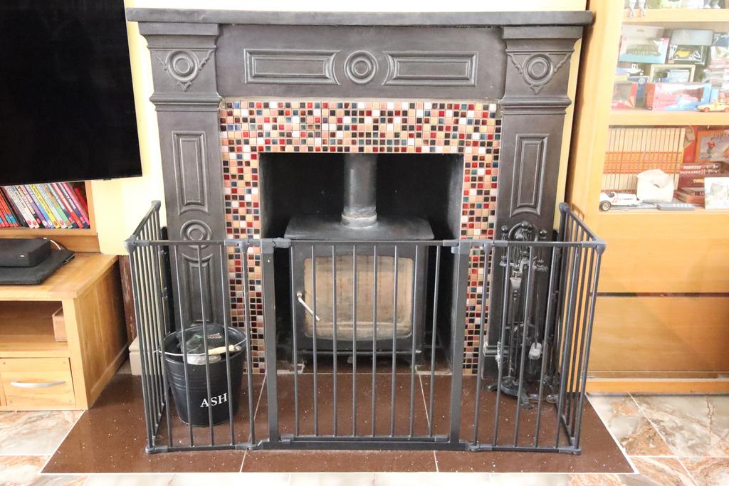 Living room, fireplace